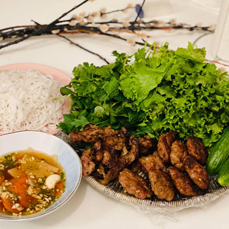 Bún chả