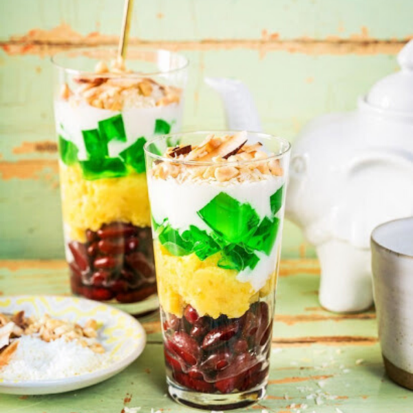 Chè ba màu